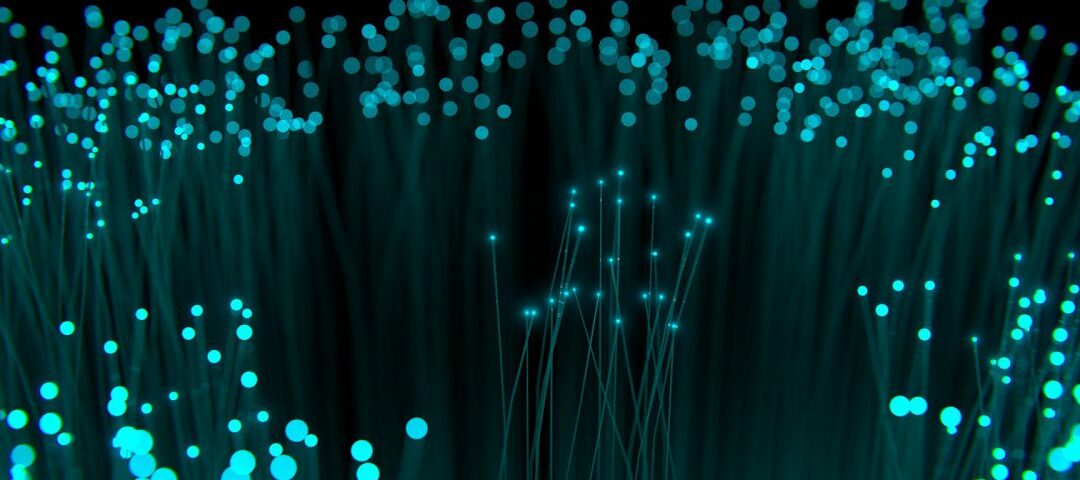 FIBER OPTIC, WIRELESS ATAU VSAT ? PILIH YANG MANA ?